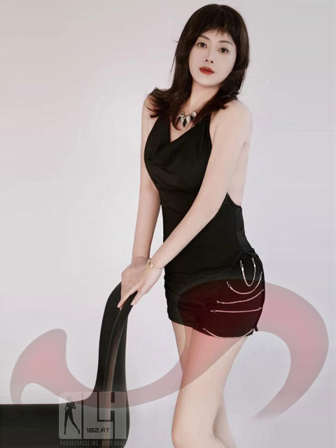 - Asia Girls: Lili in Steiermark / Graz , Puchstraße 182