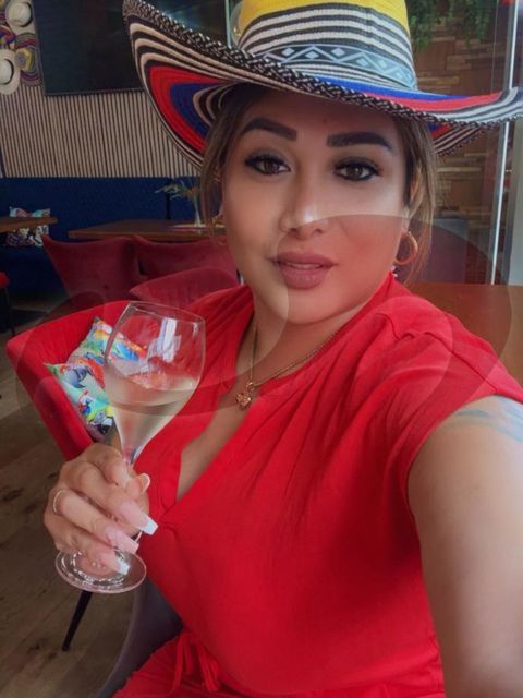  - Transsexuelle | Shemales:  TS Alessandra Latina  in Salzburg  / Wals , Grenzwaldweg 6 