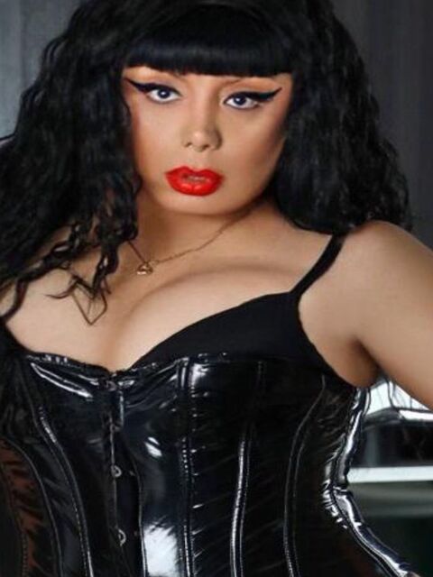  - Transsexuelle | Shemales:  TS DOMINA IVANNA  in Ober&ouml;sterreich  / Linz , Wiener Stra�e 680 