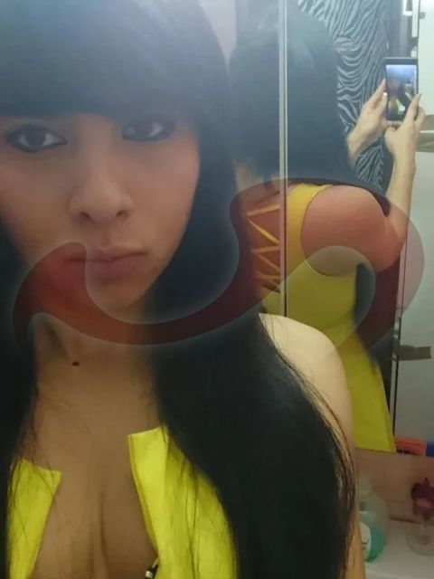 - Transsexuelle | Shemales: TS Yesi in Oberösterreich / Linz Pasching , Kremstal Bundestraße 5