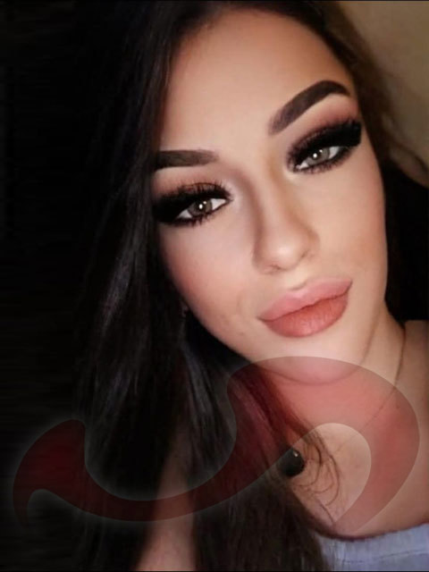 - Big Boobs | geile Titten: Anna in Oberösterreich / Linz , Bäckermühlweg / TOREINFAHRT ZU RUBENSSTRASSE 45 A /